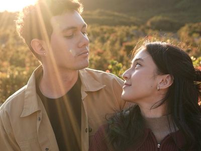 Momen Romantis Keisya Levronka dan Nyoman Paul, Bikin Baper!