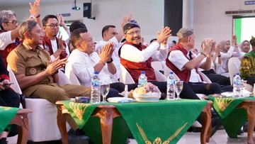 Gus Ipul Tegaskan Bansos Bukan Seumur Hidup, Akan Dievaluasi Tiap 5 Tahun