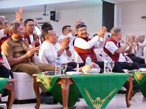 Gus Ipul Tegaskan Bansos Bukan Seumur Hidup, Akan Dievaluasi Tiap 5 Tahun