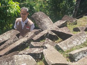 Misteri Gunung Padang: Arkeolog Temukan Semen Purba Perekat Bebatuan Misteri Gunung Padang: Arkeolog Temukan Semen Purba Perekat Bebatuan