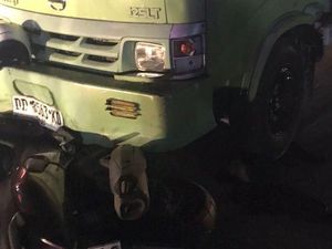 Pria Perbaiki Mobil Tewas Ditabrak Truk di Pangkep, Ditawari Damai Rp 5 Juta Pria Perbaiki Mobil Tewas Ditabrak Truk di Pangkep, Ditawari Damai Rp 5 Juta