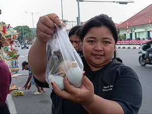 Penjual Telok Ukan Mulai Buka Lapak, Masih Jadi Idola Senior hingga Gen Z