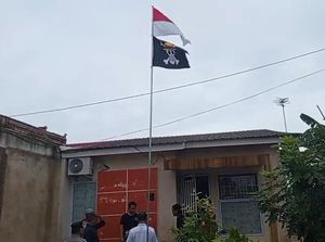 Respons Pemkot Batam soal Warga Pasang Bendera One Piece Respons Pemkot Batam soal Warga Pasang Bendera One Piece