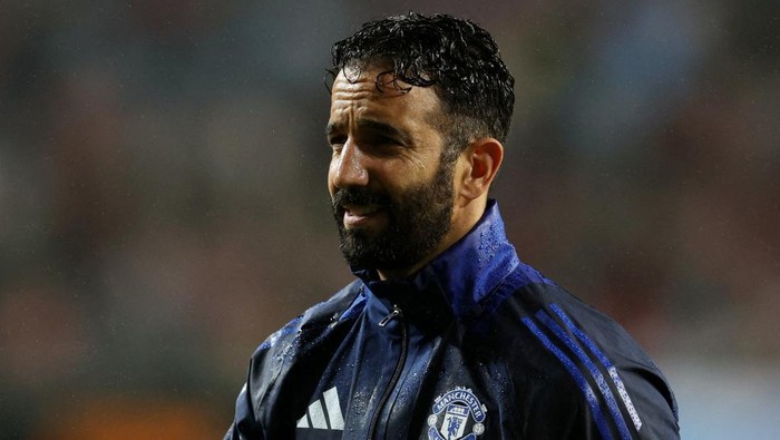 FILE PHOTO: Soccer Football - Friendly - Hong Kong v Manchester United - Hong Kong Stadium, Hong Kong, China - May 30, 2025 Manchester United manager Ruben Amorim REUTERS/Tyrone Siu/File Photo