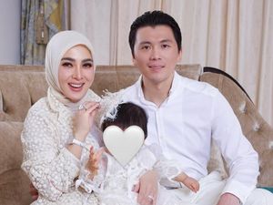 7 Artis Indonesia yang Sembunyikan Wajah Anak di Medsos, Jaga Privasi 7 Artis Indonesia yang Sembunyikan Wajah Anak di Medsos, Jaga Privasi