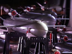 Terkuaknya Korupsi Skala Besar Sektor Pertahanan Ukraina Terkuaknya Korupsi Skala Besar Sektor Pertahanan Ukraina