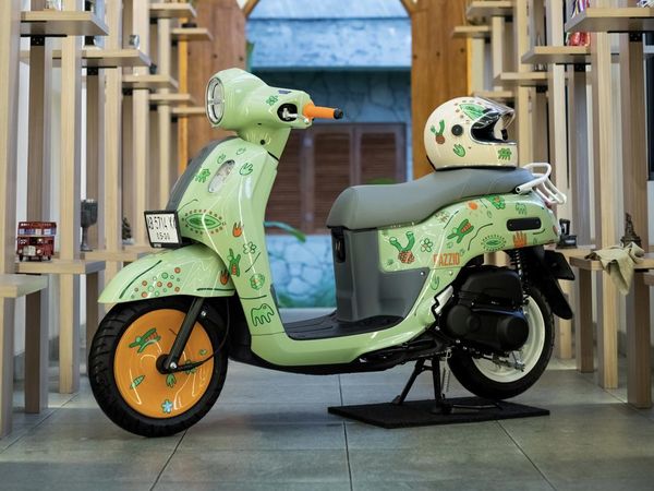 Potret Fazzio Kalcer Modal Stiker Ramah di Kantong