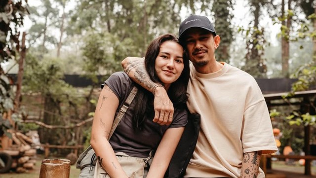 Kabar Terkini Artis dari InsertLive : Kabar Cerai Terungkap, Begini Kondisi Terbaru Dahlia Poland