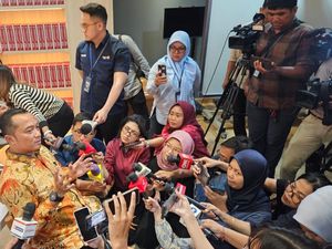 Tanggapi Serius Fenomena Rojali-Rohana, Istana: Jangan Dijadikan Lelucon Tanggapi Serius Fenomena Rojali-Rohana, Istana: Jangan Dijadikan Lelucon