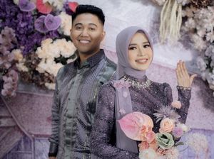 Viral Influencer Asal Bone Rinaldi Lamar Kekasih dengan Mahar Rp 1 Miliar Viral Influencer Asal Bone Rinaldi Lamar Kekasih dengan Mahar Rp 1 Miliar