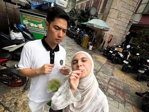 Nycta Gina dan Kinos Anniversary ke-10, Pasutri Ini Doyan Kulineran Nycta Gina dan Kinos Anniversary ke-10, Pasutri Ini Doyan Kulineran