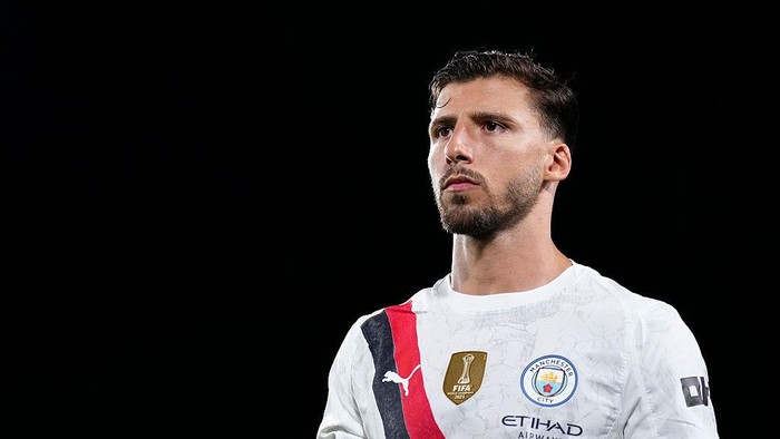 Ruben Dias centre-back of Manchester City and Portugal ORLANDO, FLORIDA - JUNE 30: during the FIFA Club World Cup 2025 round of 16 match between Manchester City and Al-Hilal at Camping World Stadium on June 30, 2025 in Orlando, United States.  (Photo by Jose Breton/Pics Action/NurPhoto via Getty Images)