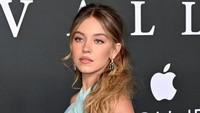 Punya Bentuk Alis Tegas, Sydney Sweeney Disuruh Botox di Usia 16 Tahun Punya Bentuk Alis Tegas, Sydney Sweeney Disuruh Botox di Usia 16 Tahun