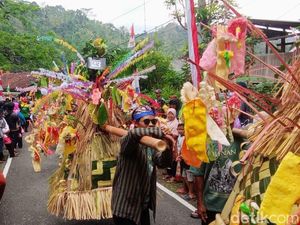 Meriahnya Tradisi Jolenan di Somongari Purworejo