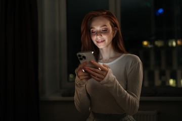 40 Kata-kata Selamat Malam Lucu yang Cocok Dikirim ke Teman dan Pacar