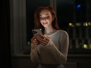 40 Kata-kata Selamat Malam Lucu yang Cocok Dikirim ke Teman dan Pacar 40 Kata-kata Selamat Malam Lucu yang Cocok Dikirim ke Teman dan Pacar