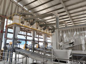 Video Kata PT PIM Setelah Bareskrim Temukan Menir di Berasnya Video Kata PT PIM Setelah Bareskrim Temukan Menir di Berasnya