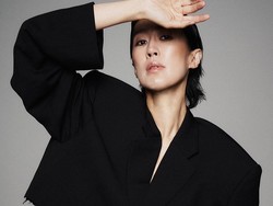 Hong Jin Kyung Cerai setelah 22 Tahun Pernikahan