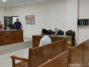 Oknum ASN Sulbar Divonis 2 Tahun Penjara-Denda Rp 50 Juta di Kasus Uang Palsu Oknum ASN Sulbar Divonis 2 Tahun Penjara-Denda Rp 50 Juta di Kasus Uang Palsu