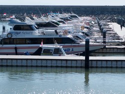 Tradisi Nyepi Segara, Penyeberangan ke Nusa Penida Ditutup hingga Rabu Pagi Tradisi Nyepi Segara, Penyeberangan ke Nusa Penida Ditutup hingga Rabu Pagi