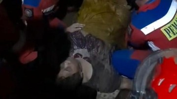 Lansia Terperosok ke Septic Tank di Jaktim, Evakuasi Makan Waktu 2 Jam