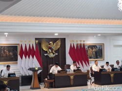 Prabowo di Sidang Kabinet: Strategi Kita Mulai Terasa, Kita di Arah yang Benar