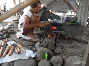 Kearifan Lokal di Pasaran Pon Kalender Jawa Kearifan Lokal di Pasaran Pon Kalender Jawa