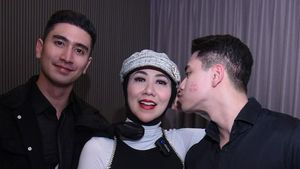 Venna Melinda Terharu Banget Dapat Mobil dari Athalla, tapi Cuma Simulasi