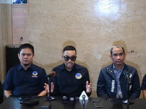 Kritikan Tajam NasDem ke KPK yang Sebut Bupati Kolaka Timur Terjaring OTT Kritikan Tajam NasDem ke KPK yang Sebut Bupati Kolaka Timur Terjaring OTT