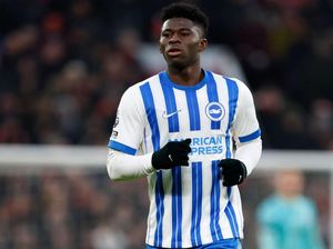 Rumor Transfer: MU Kini Dekati Carlos Baleba dan Gabriel Sara Rumor Transfer: MU Kini Dekati Carlos Baleba dan Gabriel Sara
