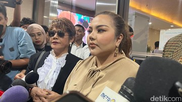 Klaim Lisa Mariana soal Peluang DNA Anak Tak Cocok dengan RK: Nggak Mungkin