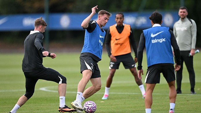 COBHAM, ENGLAND - AUGUST 4: Liam Delap of Chelsea during a training session at Chelsea Training Ground on August 4, 2025 in Cobham, England. (Photo by Darren Walsh/Chelsea FC via Getty Images)