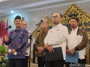 Mensos Coret 228 Ribu Penerima Bansos Main Judi Online