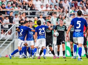 Real Betis Vs Como: Pramusim Adu Jotos!