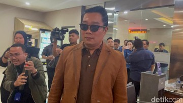 RK Tiba di Bareskrim, Bersiap untuk Tes DNA Terkait Anak Lisa Mariana