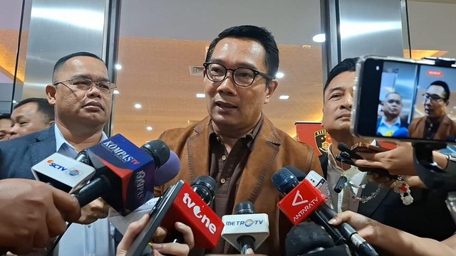 Update Informasi Selebriti InsertLive : Hasil Tes DNA Ridwan Kamil dan Lisa Mariana Keluar Besok