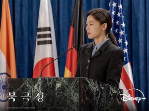Potret Jun Ji Hyun Jadi Duta Besar PBB di Drakor Tempest Potret Jun Ji Hyun Jadi Duta Besar PBB di Drakor Tempest