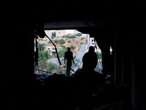 Israel Ledakkan Rumah Warga Palestina di Tepi Barat, 5 Bangunan Ikut Hancur