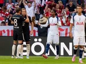 Video Kane Cetak Gol Saat Bayern Lumat Tottenham 4-0 Video Kane Cetak Gol Saat Bayern Lumat Tottenham 4-0