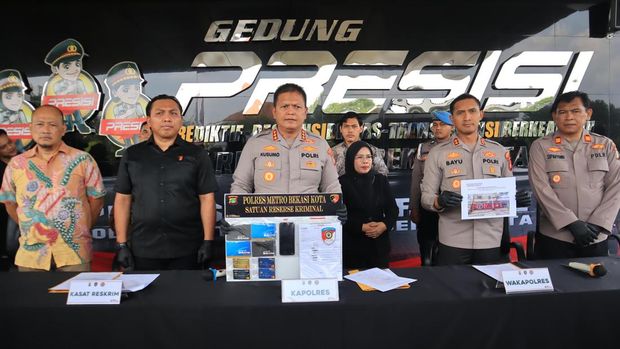 AWP (39) meraup Rp 2 miliar dari hasil penipuan modus jual-beli Vespa antik di Kota Bekasi. Pelaku memakai uang tersebut untuk bayar utang, judi hingga trading. (dok Ist)