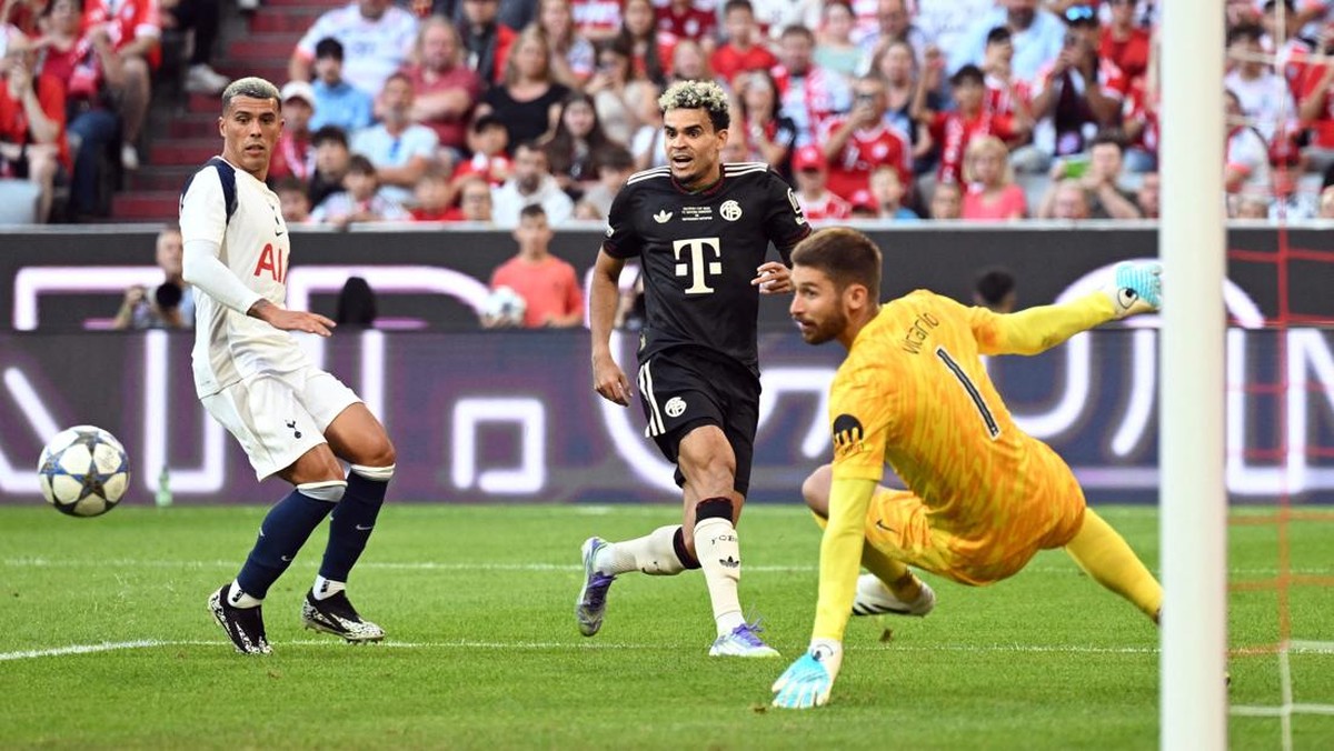 Tottenham Hotspur kalah 0-4 dari Bayern Munich di laga pramusim (Foto: REUTERS/Angelika Warmuth)