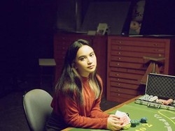 Rachel Amanda Hobi Nukang di Rumah