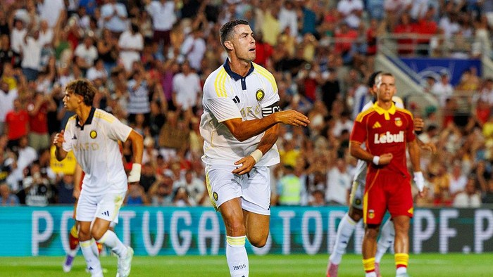 FARO, PORTUGAL - AUGUST 7: Cristiano Ronaldo of Al Nassr FC celebrates his goal during the Pre-Season Friendly match between Al Nassr FC and Rio Ave FC at Estádio Algarve on August 7, 2025 in Faro, Portugal. (Photo by Maciej Rogowski/Eurasia Sport Images/Getty Images)