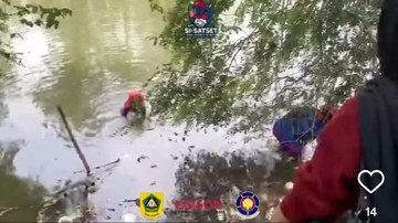 Takut Ketahuan Selingkuh, Pria Bogor Buang HP ke Setu Lalu Ditemukan Damkar