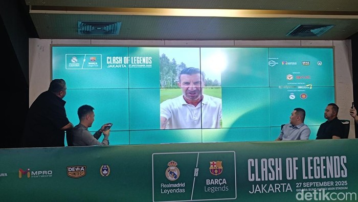 Konferensi pers Clash of Legends, duel El Clasico Legend, yang digelar di ruang media SUGBK, Jumat (8/8/2025).