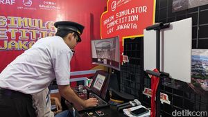 Asyik! Bisa Main Simulator LRT Jakarta di Indonesia Game Week