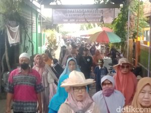 Ramainya Saparan Yaaqawiyyu di Klaten, Lalin Sekitar Lokasi Dibuka Tutup Ramainya Saparan Yaaqawiyyu di Klaten, Lalin Sekitar Lokasi Dibuka Tutup