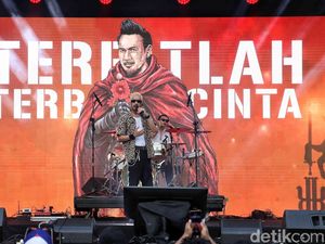 Ada One Piece di Konser Rebellion Rose Ada One Piece di Konser Rebellion Rose