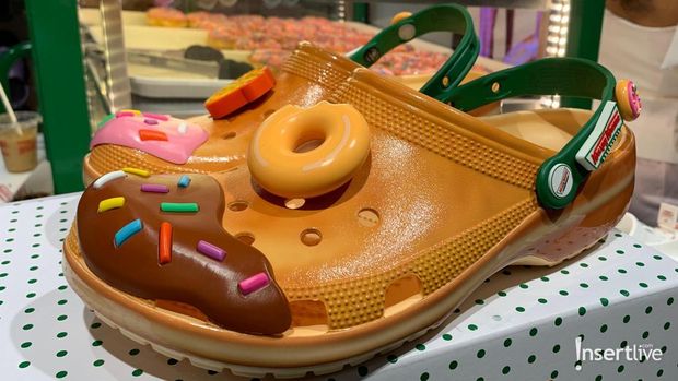 Sandal Berhiaskan Askesoris Donat