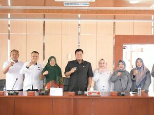 Dukung Pembinaan Bahasa Negara, Sekda: Sekolah Harus Jadi Contoh Dukung Pembinaan Bahasa Negara, Sekda: Sekolah Harus Jadi Contoh